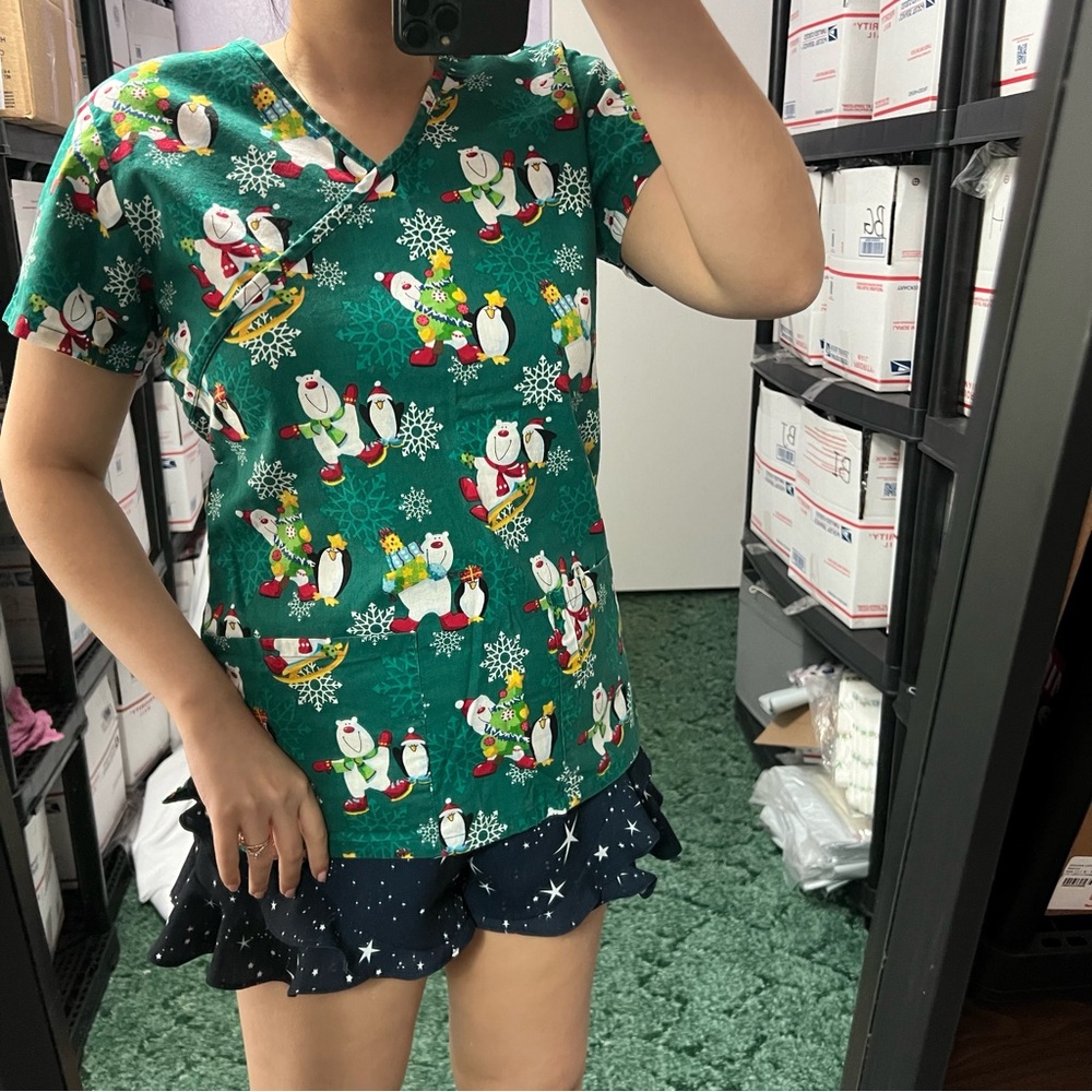 Life Christmas waist tie blouse with front pockets
